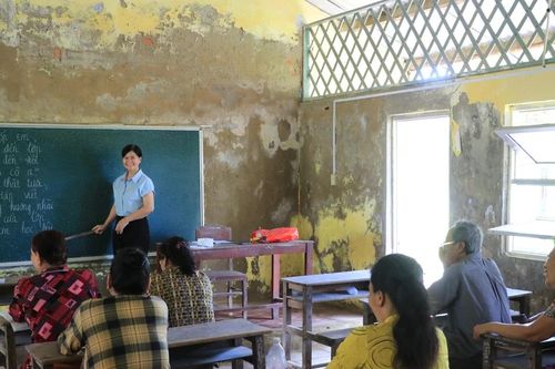 'Học để làm ma biết chữ'