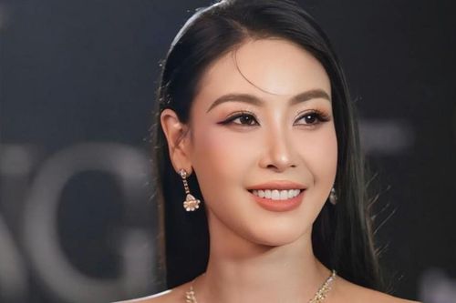 Không thể rời mắt trước sắc vóc trẻ trung, gợi cảm của Hoa hậu Hà Kiều Anh