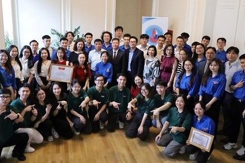 Ra mắt trang thông tin điện tử 'Tuổi trẻ tại Nga'