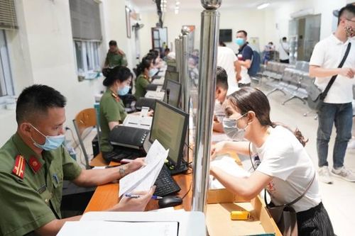 Hà Nội: Hơn 4.600 người bị hoãn xuất cảnh vì nợ thuế, chây ì đóng thuế