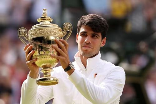 Hủy diệt Novak Djokovic, Carlos Alcaraz bảo vệ chức vô địch Wimbledon