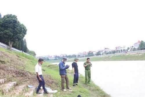 Tìm thấy thi thể người đàn ông nhảy cầu Đông Kinh rạng sáng nay