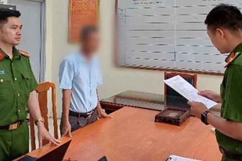 Khởi tố nguyên Chủ tịch xã vi phạm quy định về quản lý đất đai