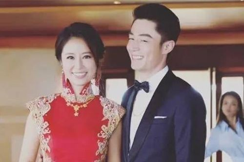 Anh từng nổi tiếng hơn Tô Hữu Bằng và đẹp trai hơn Hoắc Kiến Hoa, phải lòng Lâm Tâm Như suốt 10 năm nhưng giờ đã bị lãng quên
