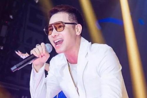 Ca sĩ Chu Bin bị phạt