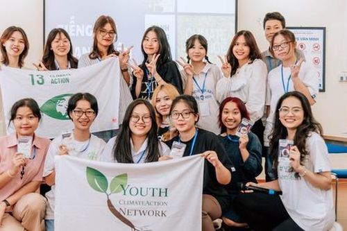 Người trẻ chung tay ngăn chặn biến đổi khí hậu
