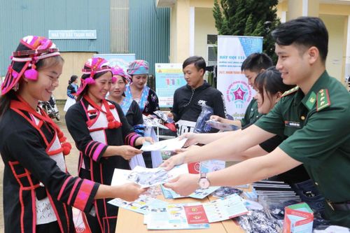 Có một thế trận lòng dân biên giới