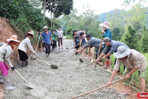 Sốp Cộp nỗ lực xây dựng nông thôn mới