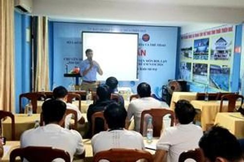 Tập huấn chuyên môn cho người hướng dẫn tập luyện môn bơi, lặn