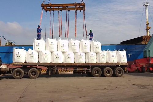 PVFCCo: xuất khẩu urê tăng kỷ lục trong 6 tháng đầu năm