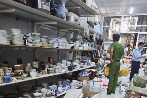 Long An: Cửa hàng Đăng Khoa kinh doanh hàng hóa nghi vấn nhập lậu, trốn thuế