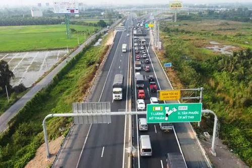 Quy tắc dừng xe an toàn trên đường cao tốc