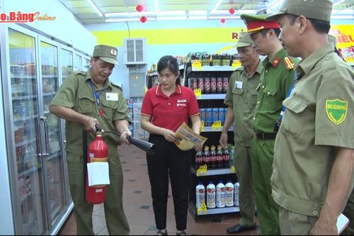 Bảo đảm điều kiện cho lực lượng tham gia bảo vệ An ninh trật tự ở cơ sở