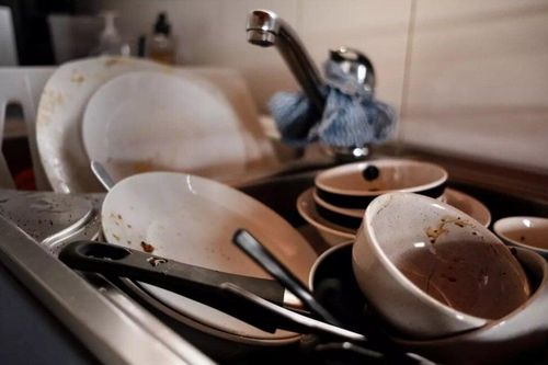 Sai lầm độc hại khi rửa bát mà nhiều người phạm phải