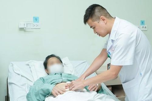 Thủng trực tràng, nguy hiểm tính mạng do thói quen sau bữa ăn của rất nhiều người Việt