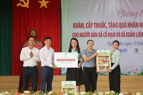 Dược phẩm Hoa Linh tri ân gia đình chính sách, người có công với cách mạng nhân ngày 27/7