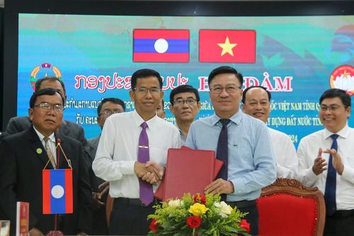 2 tỉnh Quảng Trị và Salavan (Lào) ký Biên bản ghi nhớ giai đoạn 2024 - 2026