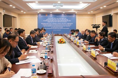 Bộ Xây dựng ký ghi nhớ hợp tác phát triển đô thị với Hàn Quốc