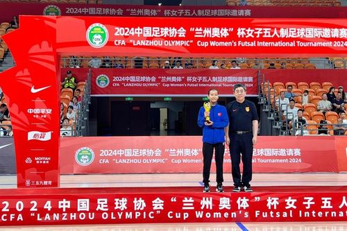 Tin nóng bóng đá Việt 16/7: CAHN chiêu mộ cầu thủ xuất sắc của á quân V-League, nữ cầu thủ Việt Nam xuất sắc nhất giải đấu tại Trung Quốc
