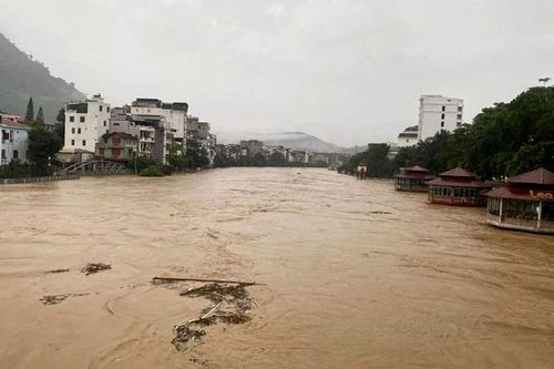 Trong 24 giờ tới, lũ trên sông Lô và sông Hồng sẽ lên nhanh