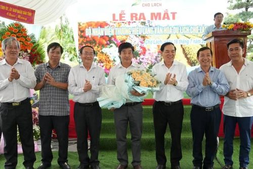 Bến Tre: Ra mắt bộ nhận diện thương hiệu Làng Văn hóa-Du lịch Chợ Lách