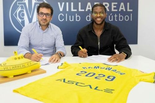 Gia nhập Villarreal, Trung vệ Willy Kambwala chính thức chia tay MU