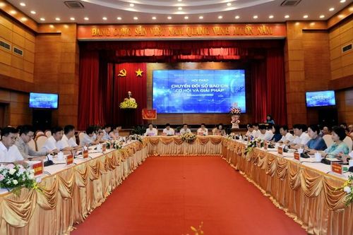 Cơ hội và giải pháp trong chuyển đổi số báo chí