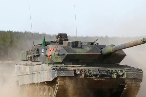 10 'siêu tăng' Leopard đang trên đường tới Ukraine