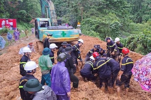 Nhân viên kỹ thuật Viettel dũng cảm cứu bé gái trong vụ sạt lở đất kinh hoàng tại Hà Giang