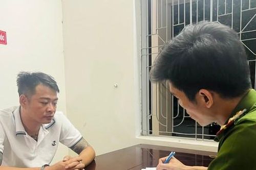 Làm giả giấy tờ xe Mercedes để cầm cố, lừa gần 1 tỷ đồng