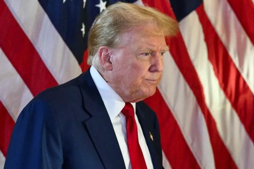 Thẩm phán bác bỏ vụ kiện tài liệu mật chống lại ông Trump