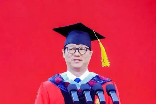 Lời nhắn của giáo sư gửi các tiến sĩ: Thất bại không sợ bằng dừng lại