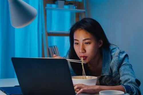 Ngược đời, 'cú đêm' thông minh hơn người đi ngủ sớm