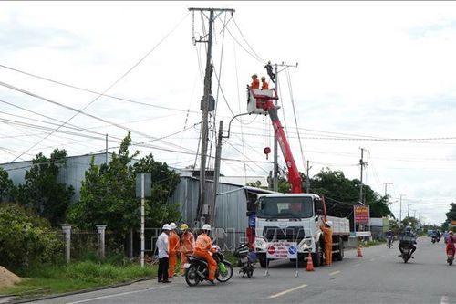 Ngành điện chủ động ứng phó với mưa lớn và áp thấp nhiệt đới