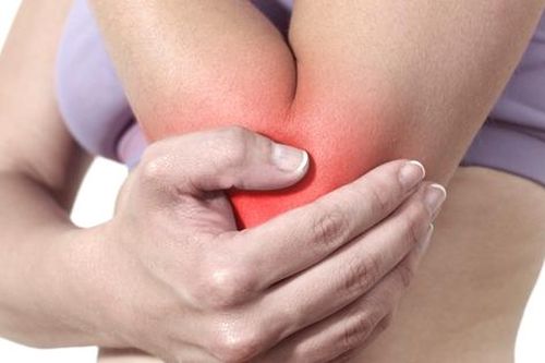 16 nguyên nhân gây u cục ở khuỷu tay: Có nguyên nhân nào nguy hiểm không?