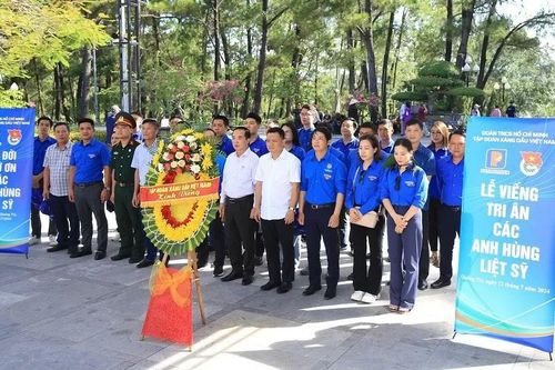 Petrolimex lan tỏa truyền thống 'Uống nước nhớ nguồn'