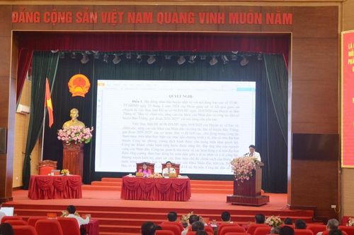 Kỳ họp thứ 21 HĐND huyện Bảo Thắng khóa XIX: 6 ý kiến chất vấn liên quan lĩnh vực giáo dục, tài nguyên và môi trường