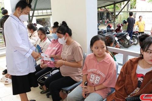 Tháo gỡ khó khăn, nâng cao chất lượng tuyến y tế cơ sở