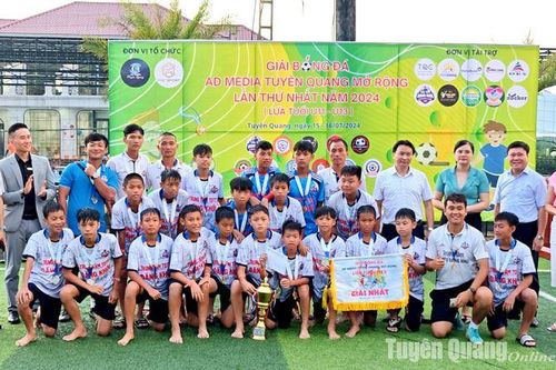 Bế mạc Giải bóng đá AD Media Tuyên Quang mở rộng