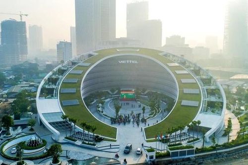 Viettel lợi nhuận cao nhất 10 năm, thu nhập nhân viên đạt hơn 45 triệu/tháng
