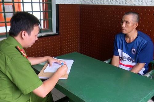 Bắt 'nóng' đối tượng nghiện ma túy trộm xuồng máy của người dân