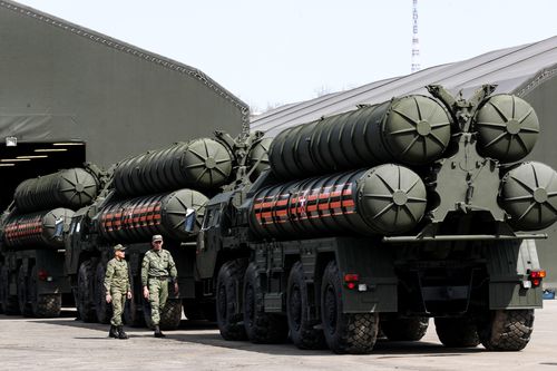 Nga trì hoãn giao tên lửa S-400, Ấn Độ 'ngồi trên đống lửa'