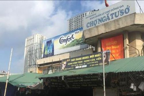Cử tri Đống Đa đề nghị sớm xây dựng lại chợ Ngã Tư Sở