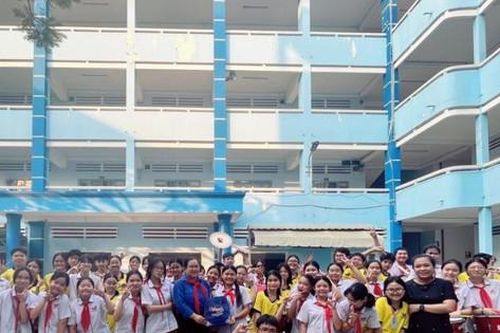 Thành phố Hồ Chí Minh: Bảo đảm 100% học sinh có chỗ học