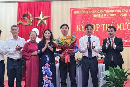Tin tức sáng 17/7: Ông Đỗ Văn Minh được bầu giữ chức Phó Chủ tịch UBND TP Tam Kỳ