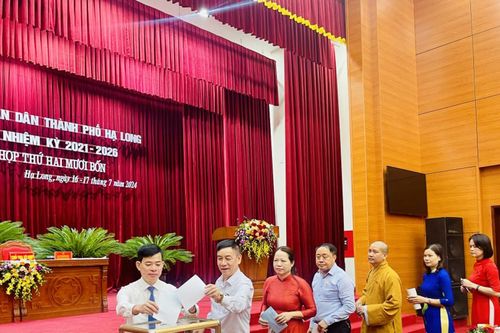 Quảng Ninh: Ông Hồ Ngọc Hoài làm Phó Chủ tịch HĐND TP Hạ Long