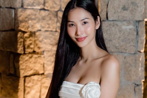 Thấy gì từ ồn ào 'Thanh Hằng không muốn Hoàng Thùy'