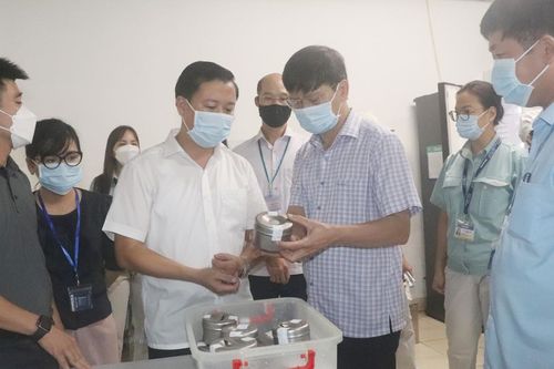 Hà Nội phạt 10 cơ sở sản xuất, kinh doanh thực phẩm, dược phẩm vi phạm