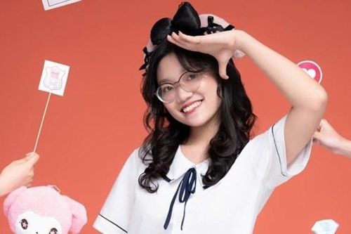 Nữ thủ khoa toàn quốc khối B00 là học sinh chuyên Trần Phú Hải Phòng