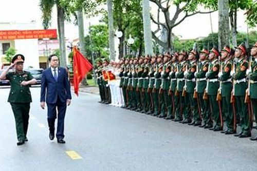Chủ tịch Quốc hội Trần Thanh Mẫn thăm, làm việc với Quân khu 3
